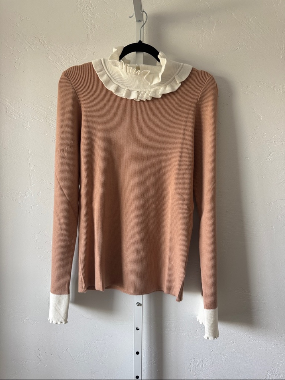 054 PLUS Identity Long Sleeve Ruffle Collar Detail Ribbed Top - Picture 5 of 10